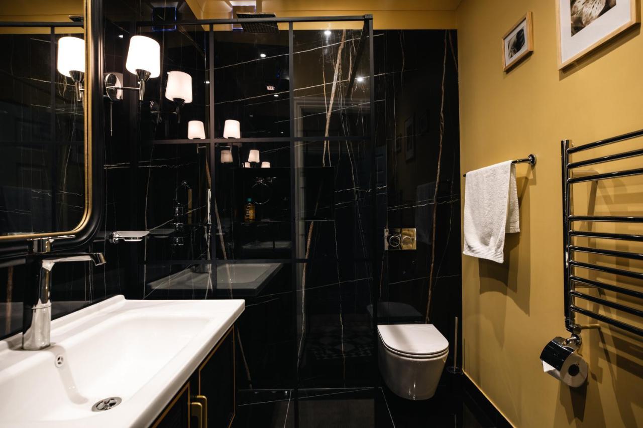 Central Stylish 2-Bed Apartment In Londra Esterno foto
