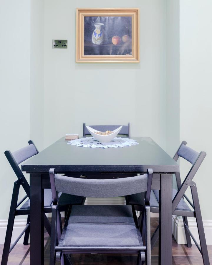 Central Stylish 2-Bed Apartment In Londra Esterno foto