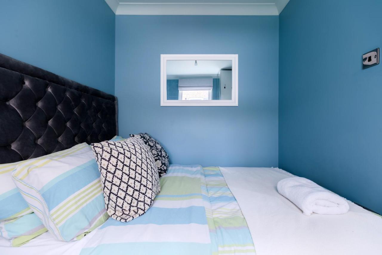 Central Stylish 2-Bed Apartment In Londra Esterno foto
