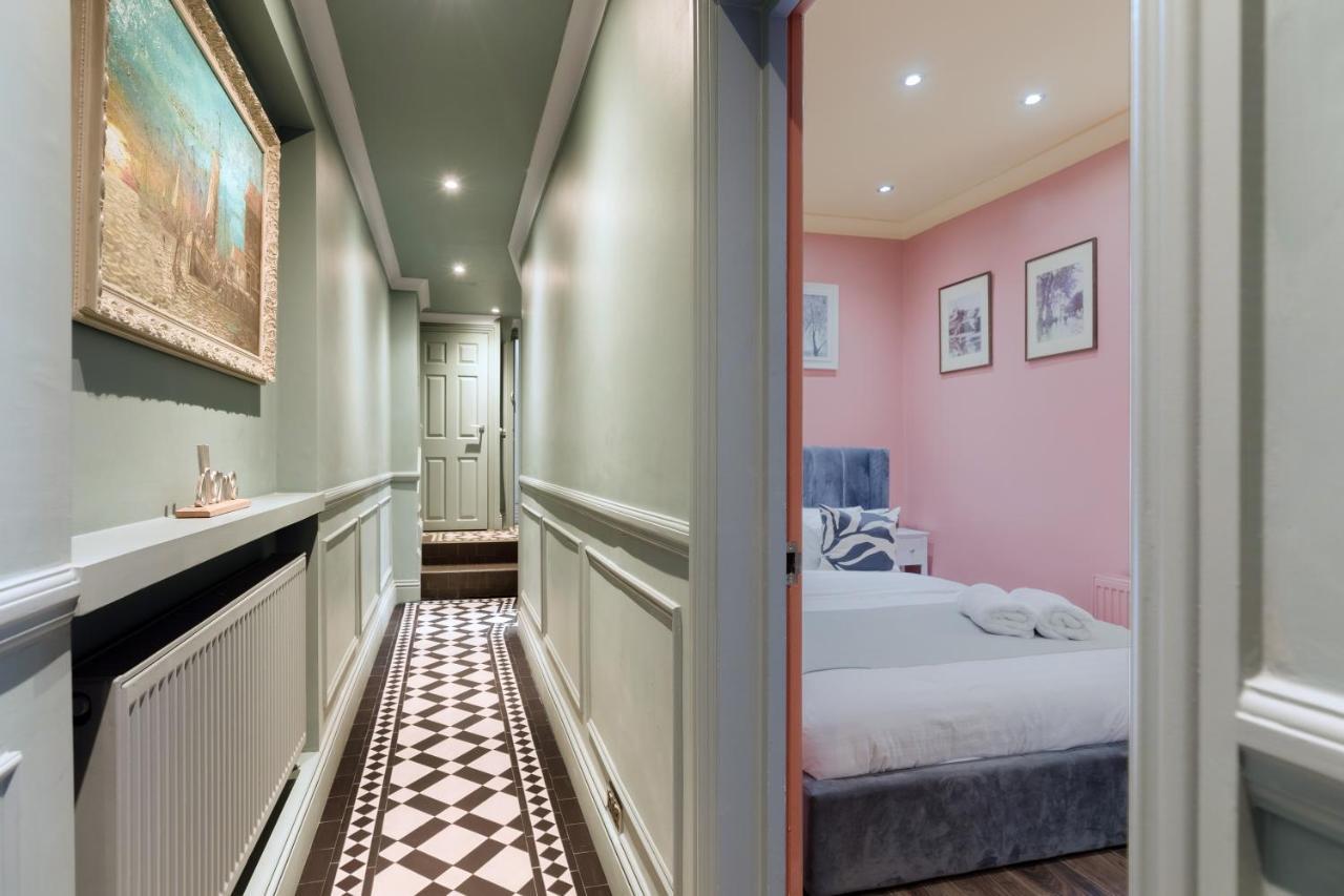 Central Stylish 2-Bed Apartment In Londra Esterno foto